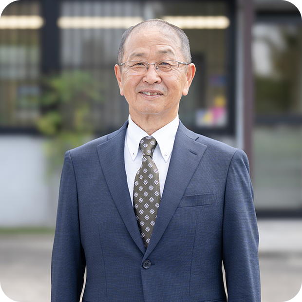 代表取締役社長　三宅 容且